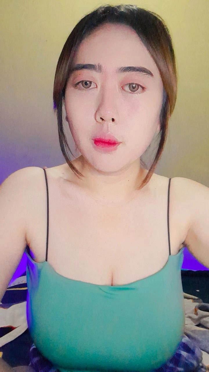 Pravitaa sari